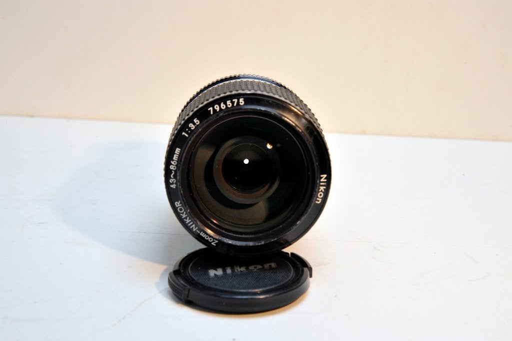 Nikon Zoom Nikkor, Gebruikt, Overige typen, Nikon, Ophalen of Verzenden