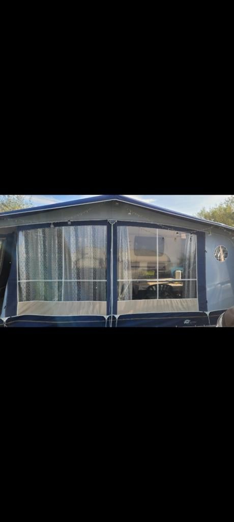 Voortent merk Isabella, Caravans en Kamperen, Ophalen