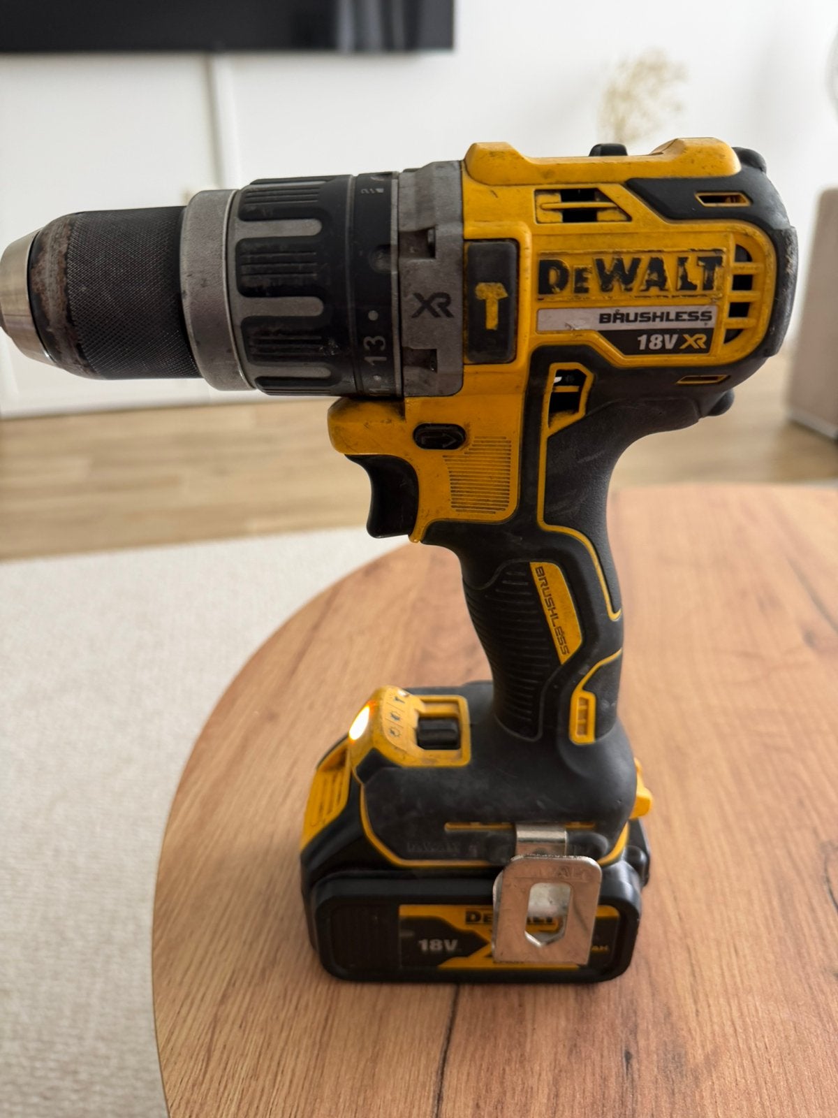 Visseuse DEWALT DCD796, Bricolage & Construction, Outillage | Foreuses, Enlèvement, Utilisé
