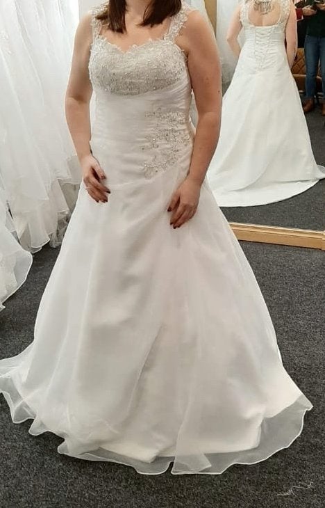 Trouwjurk maat 42/44 NIEUWSTAAT!, Kleding | Dames, Ophalen, Nieuw, Wit, Trouwjurk
