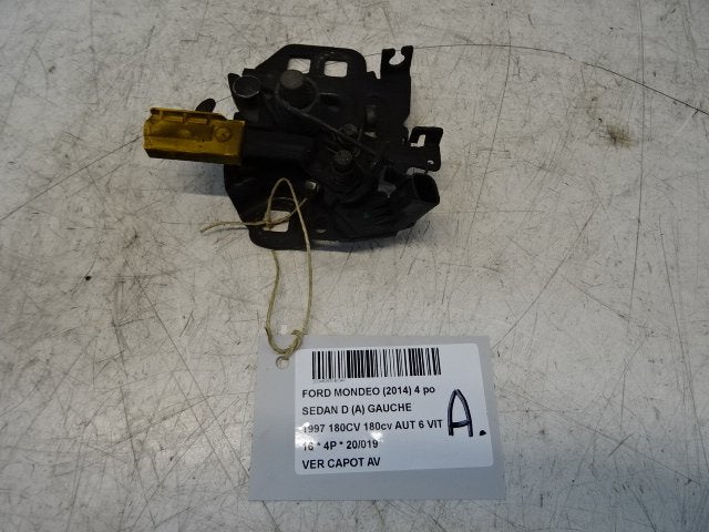 MOTORKAP SLOT Ford Mondeo V (01-2014/04-2015), Gebruikt, Ford