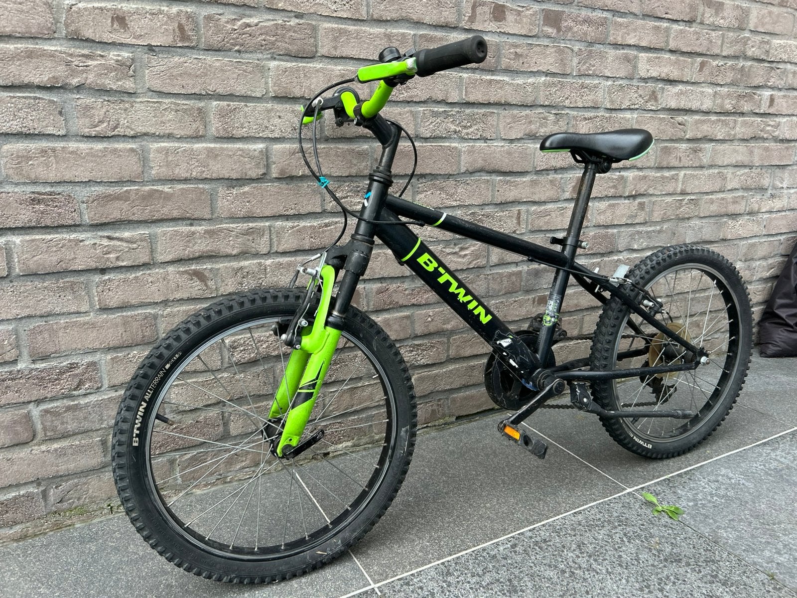 B'TWIN Racing Boy 500 - Vélo pour enfant 20 pouces, Frein sur jante, Acier, Enlèvement, Utilisé