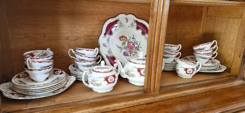 Porseleinen koffieservies., Ophalen