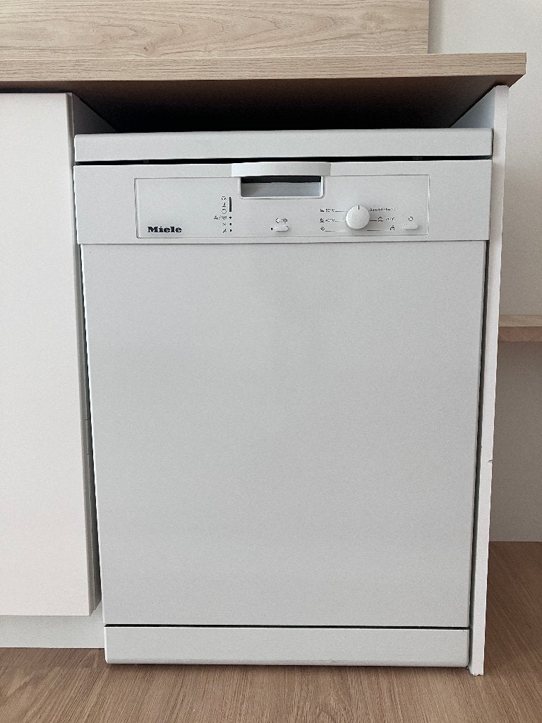 Miele G 1022 in zeer goede en nette staat - vrijstaand model, Ophalen, Gebruikt, Vrijstaand