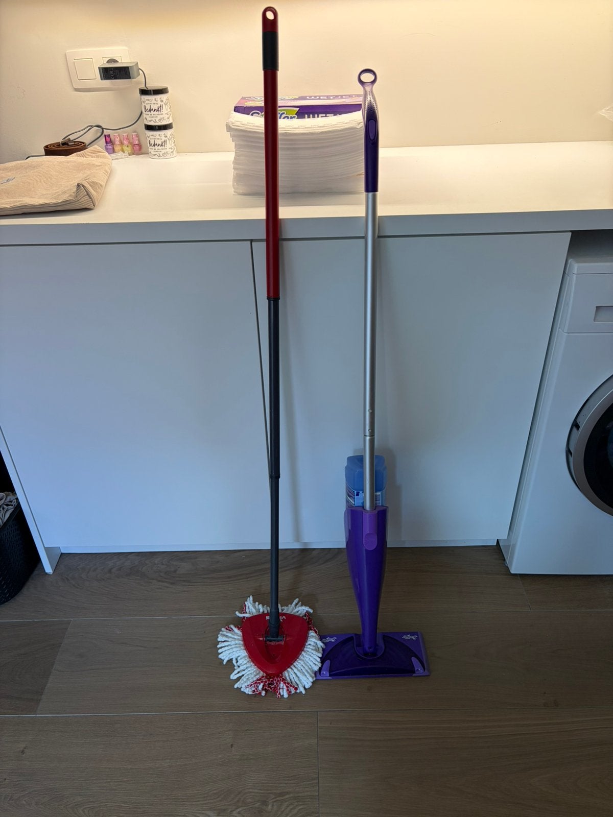 Vileda en wetjet swiffer, Huis en Inrichting, Schoonmaakartikelen, Ophalen, Mop of Dweil