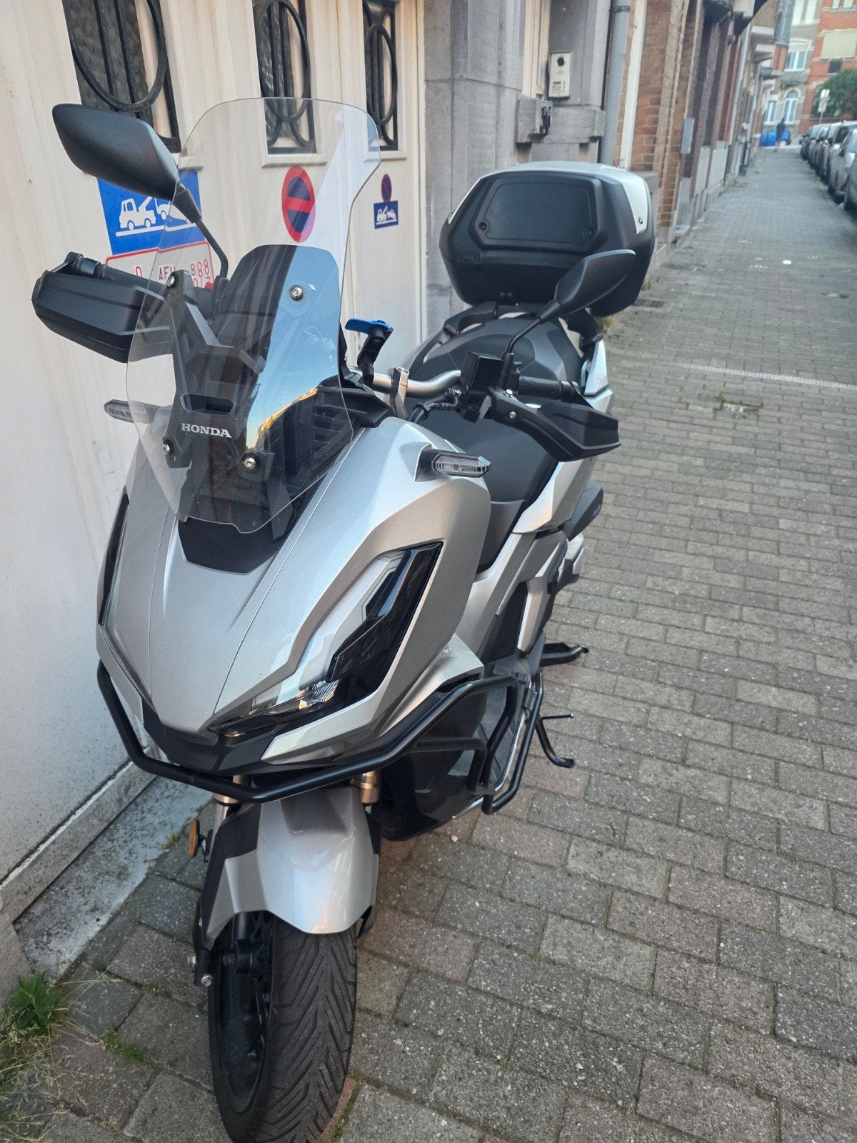 Honda ADV 350 compleet Honda onderhoudsboekje, Motoren, Scooter, Occasion, Particulier, Automaat
