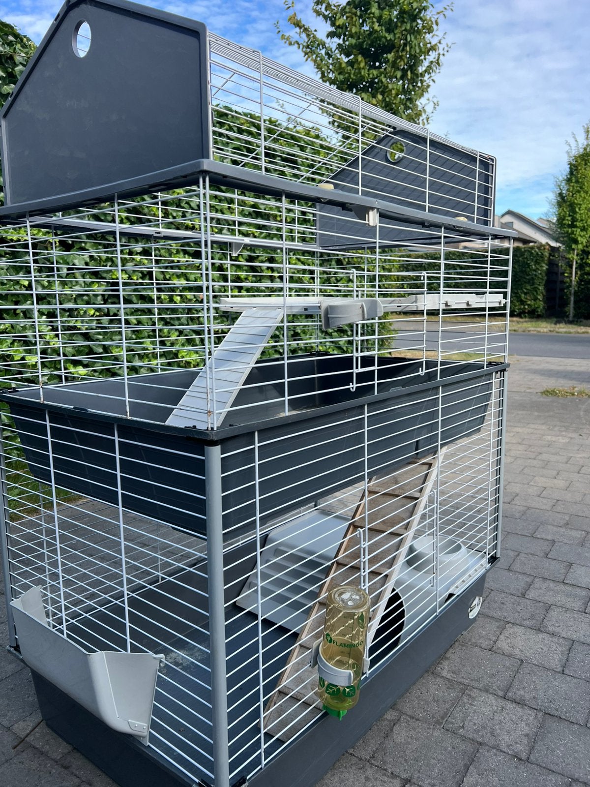 Grote cavia kooi:” the barn” met 3 verdiepingen, Dieren en Toebehoren, Ophalen, Kooi, Gebruikt, 90 cm of meer