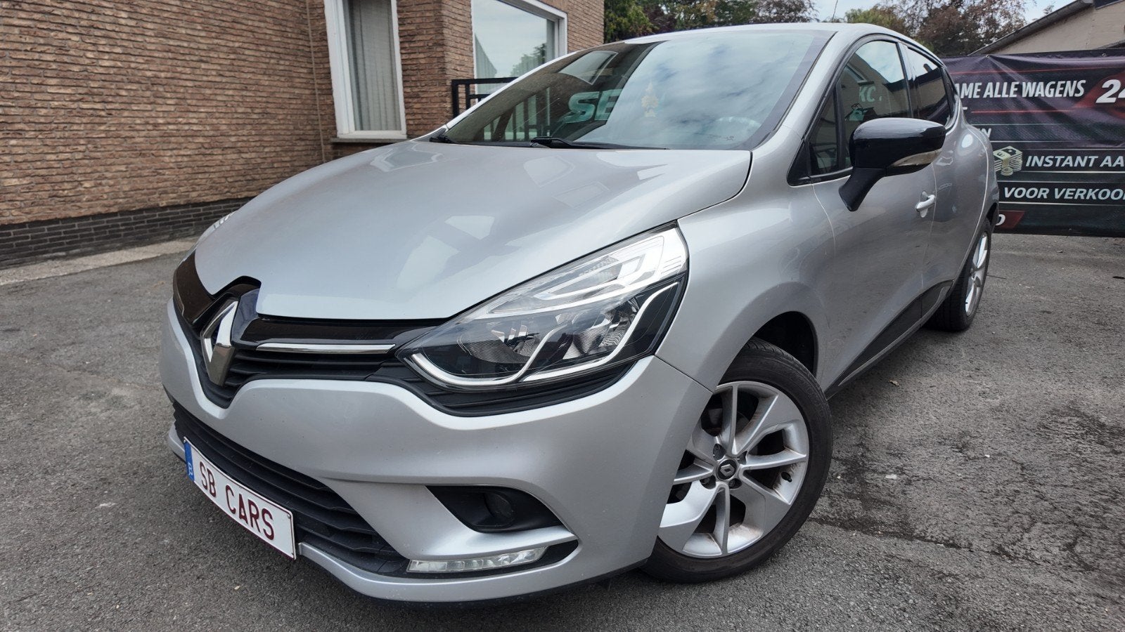 Renault Clio 0.9 TCe (2017) – 74.000 km – Benzine – Euro 6, Voorwielaandrijving, 898 cc, Stof, Electronic Stability Program (ESP)