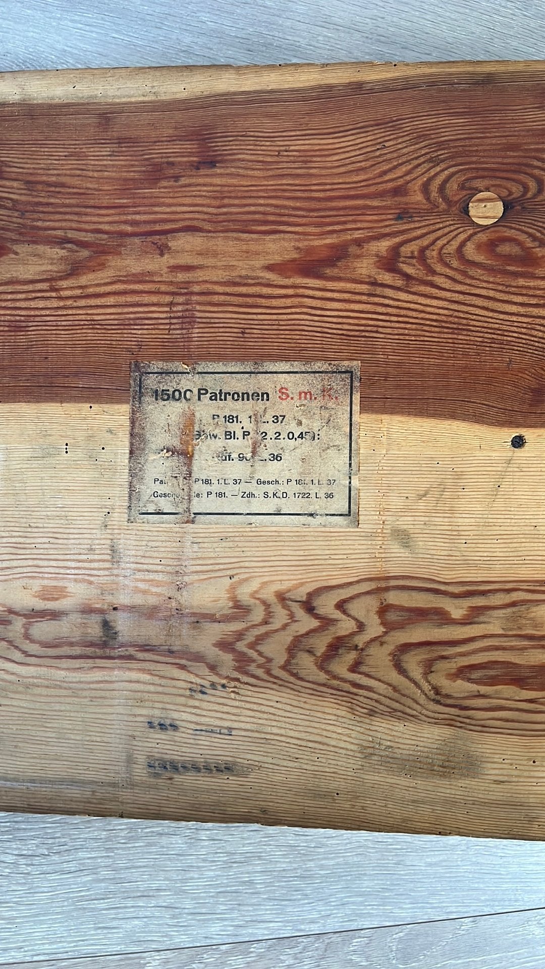 Boîte à mun vide, Enlèvement ou Envoi