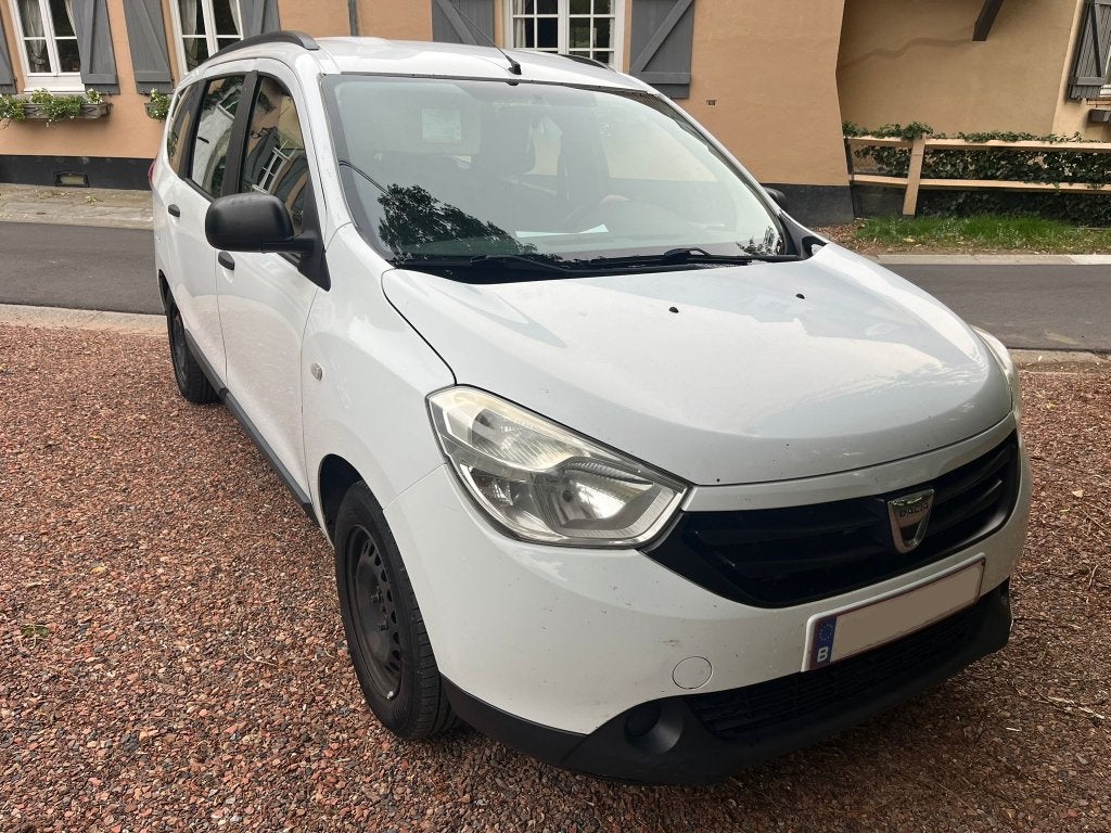 Dacia Lodgy 1.5 dCi (5pl.) - CT OK - moteur 140.000 km !!!, Autos, Dacia, Euro 5, Achat, 1280 kg, Noir