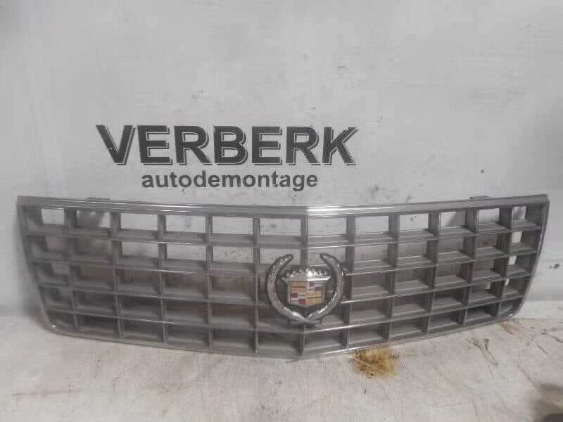 GRILLE Cadillac Seville (K-body) (35385393538540), Cadillac, Enlèvement ou Envoi, General Motors Germany GmbH, Eschersheimer Landstraße 14 60322 Frankfurt am Main, DE