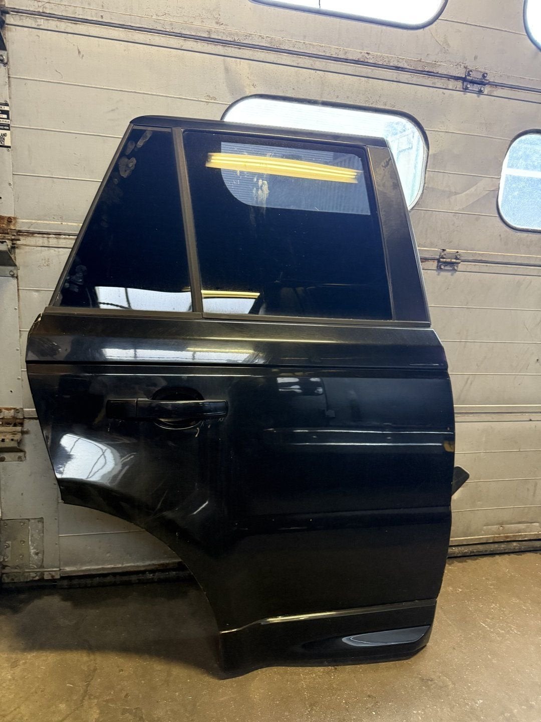 Range Rover Sport L320 Deur Rechts Achter ZWART, -, Deur, Achter, Ophalen of Verzenden