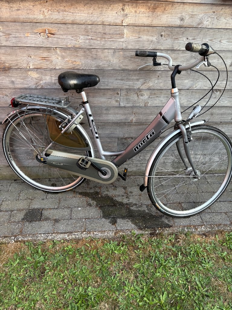 Dames fiets norta, Ophalen