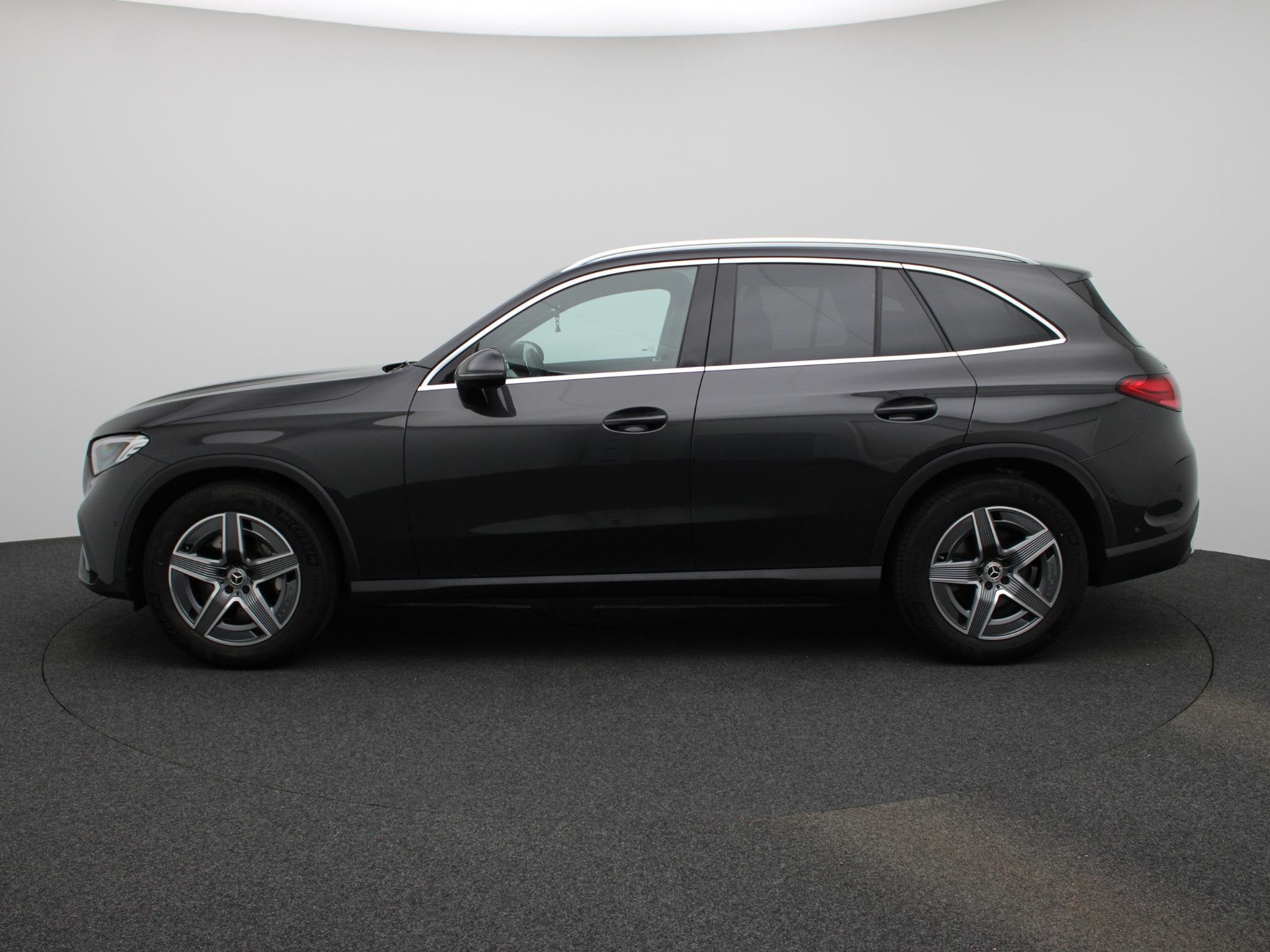 Mercedes Benz GLC 300D 4MATIC | Camera | 360 Sensoren | Tr, Auto's, Automaat, Stof, Gebruikt, Zwart
