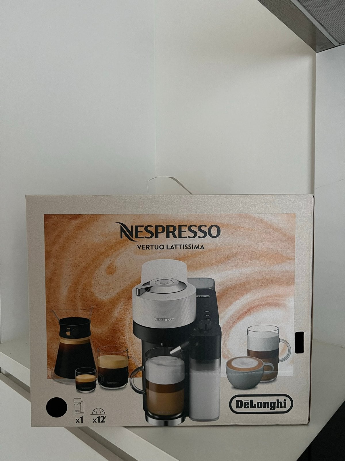 Machine à café Nespresso De Longhi Vertuo Latissima, Enlèvement ou Envoi, Comme neuf
