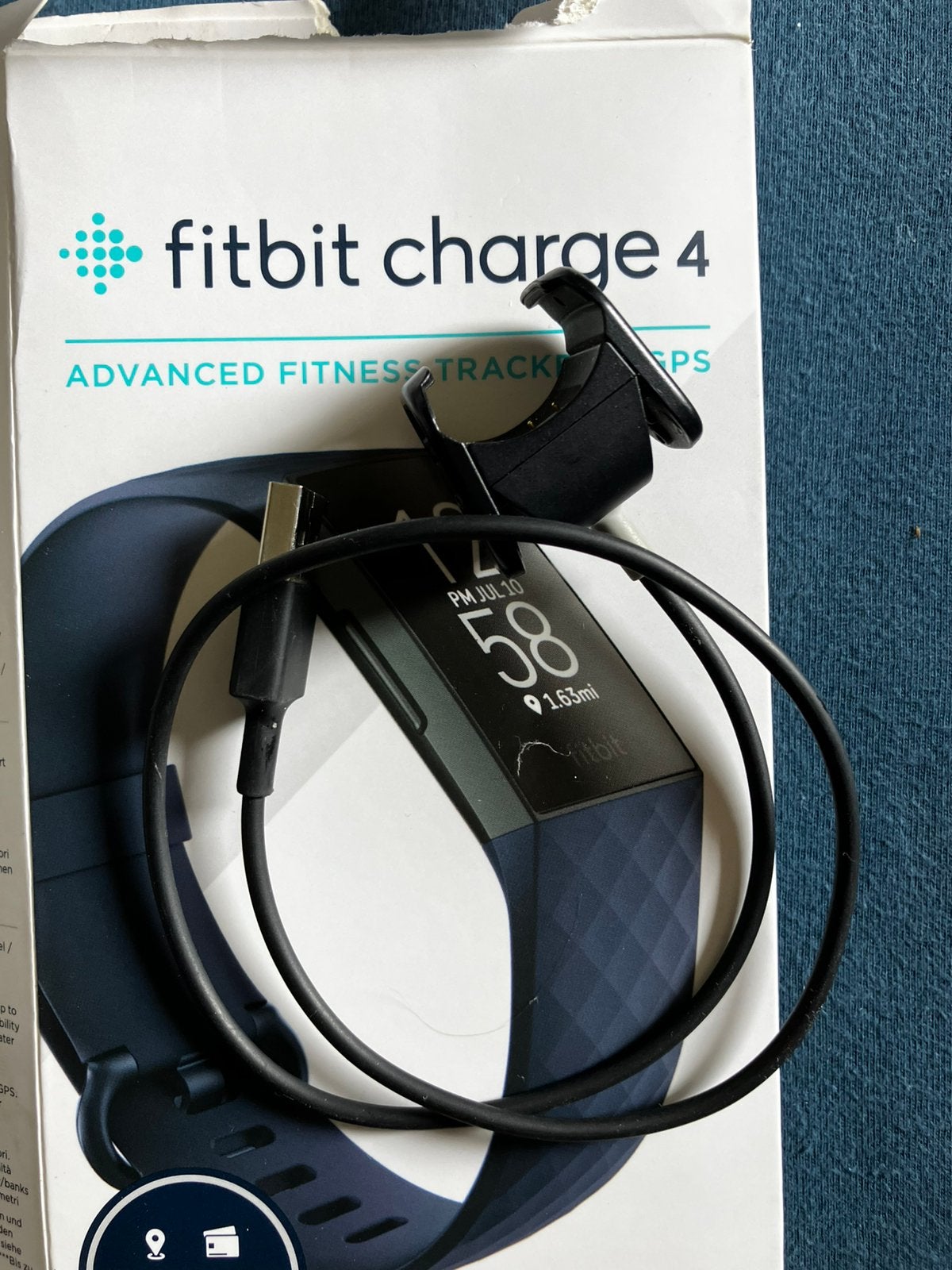 Gratis lader charge 4 fitbit, Ophalen, Gebruikt
