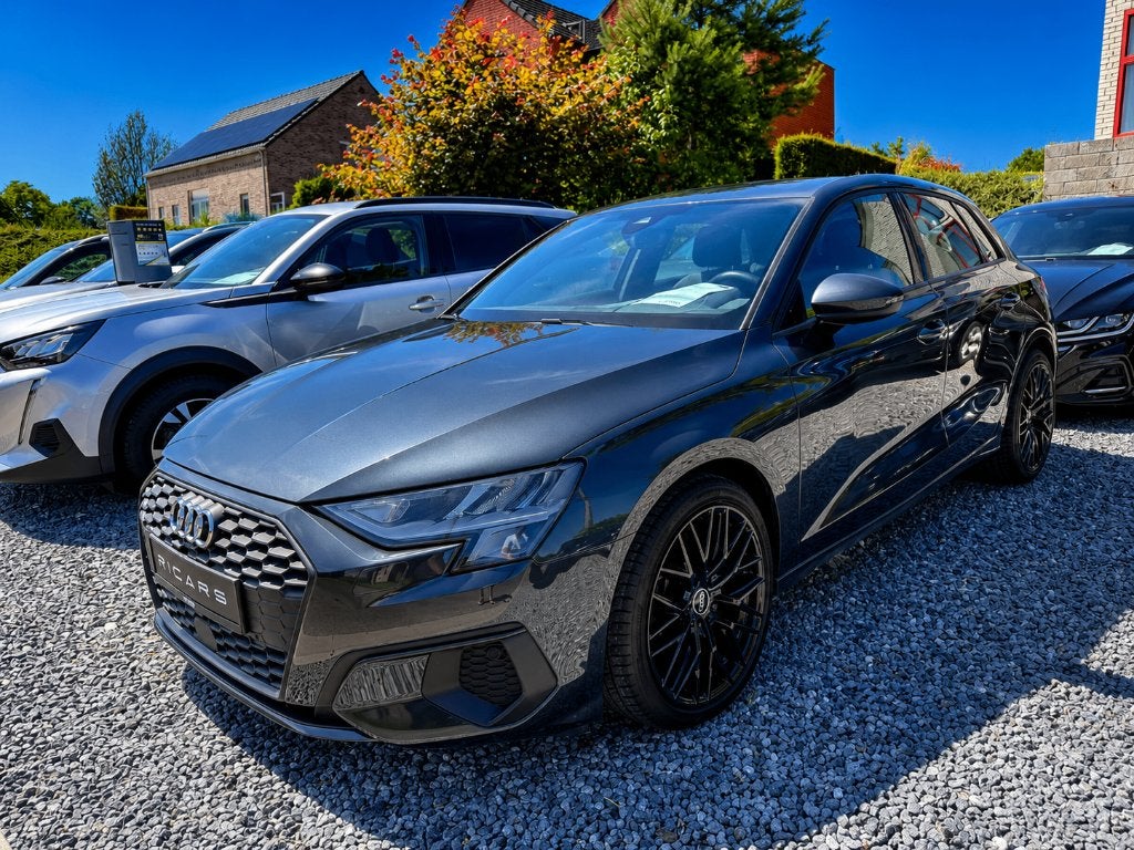 Audi A3 30TFSI MHEV S-Tronic Carplay GPS Carnet GARANTIE 1J, Auto's, Testrit aan huis, Stof, 5 zetels, 5 deurs