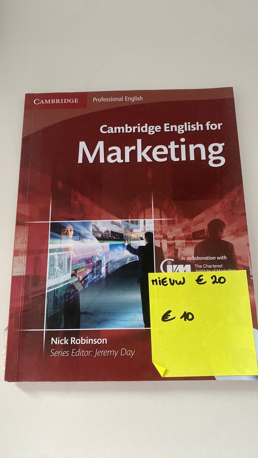 Boek ‘Cambridge english for marketing’, Ophalen, Zo goed als nieuw