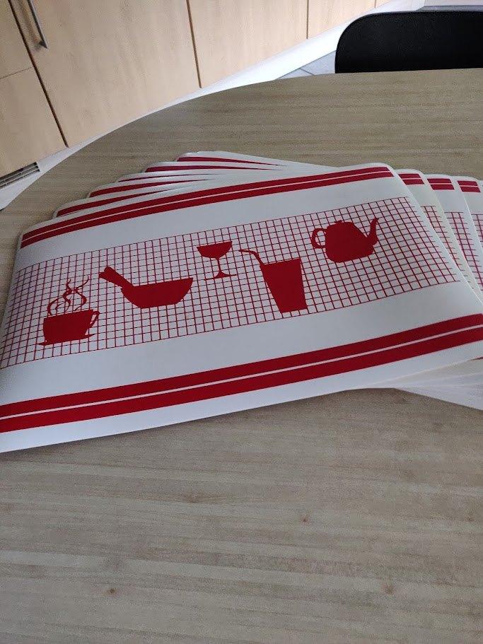 Placemats in Kunststof.  8x., Ophalen of Verzenden, Zo goed als nieuw, Overige kleuren, Placemat