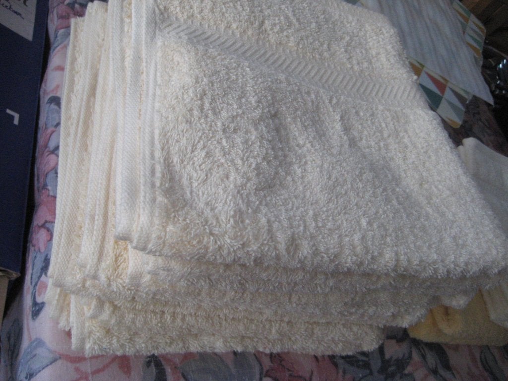 SERVIETTES DE BAIN 100 X 50, Neuf, Autres marques, Beige, Enlèvement