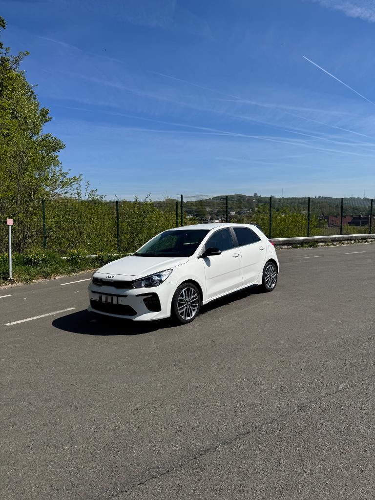 Kia Rio GT Line, Autos, Kia, Particulier, Rio, Caméra de recul, Phares directionnels, Régulateur de distance, Airbags, Alarme