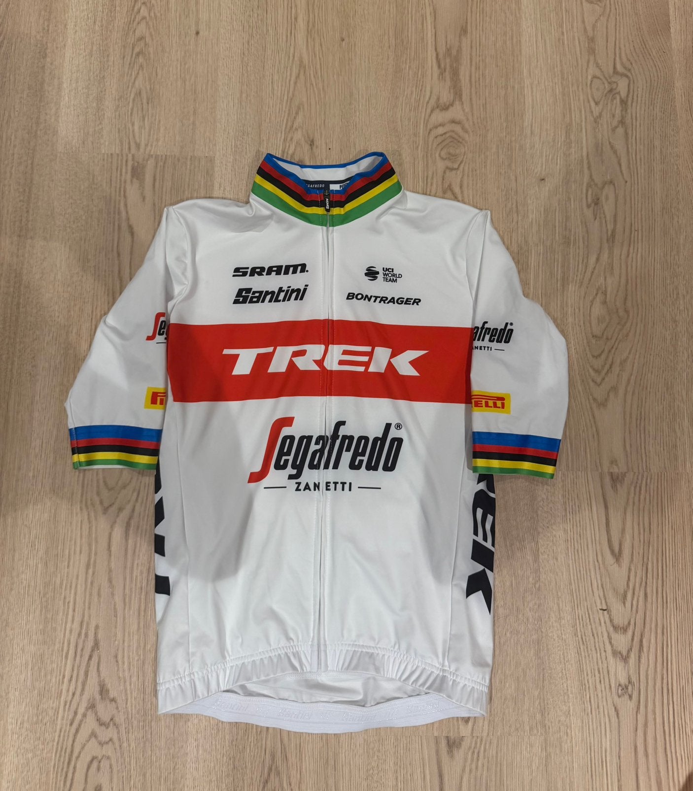 Wielertrui/koerstrui Mads Pedersen, Vélos & Vélomoteurs, Enlèvement ou Envoi, Comme neuf