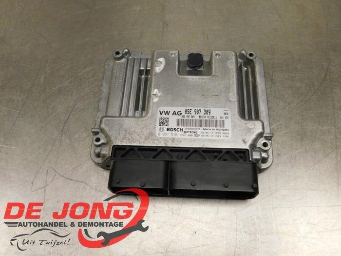 Ordinateur gestion moteur d'un Volkswagen Golf Sportsvan, Volkswagen, -, 3 mois de garantie, Utilisé