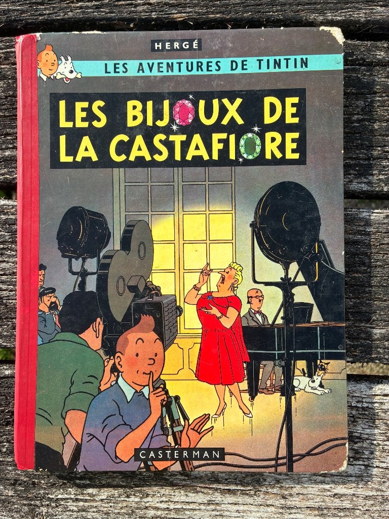 Vintage Tintin 1967 : les Bijoux de la Castafiore, Gelezen, Eén stripboek, Ophalen of Verzenden, Herge