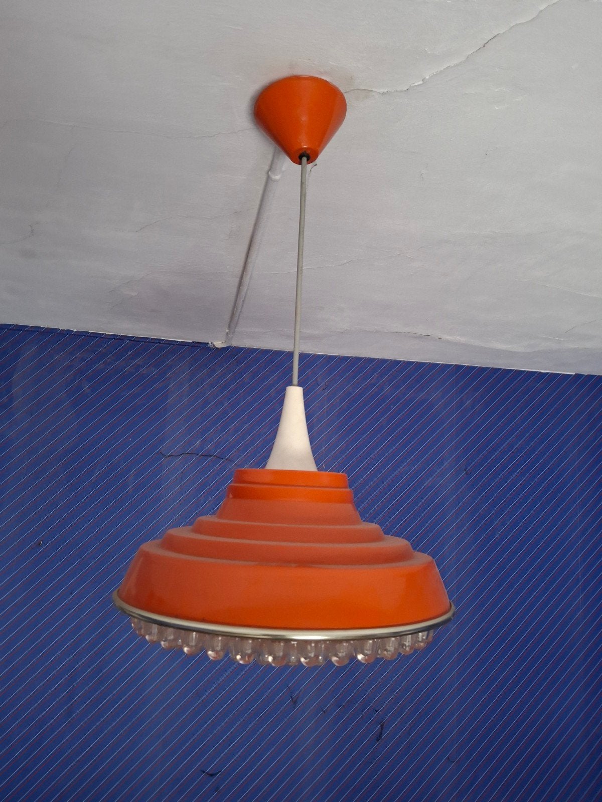 Retro hanglamp, Ophalen