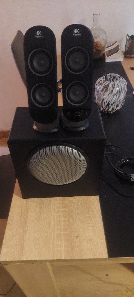 Kit Enceintes PC 2.1 Logitech X-230 – Excellent état, Ophalen of Verzenden, Zo goed als nieuw, LOGITECH