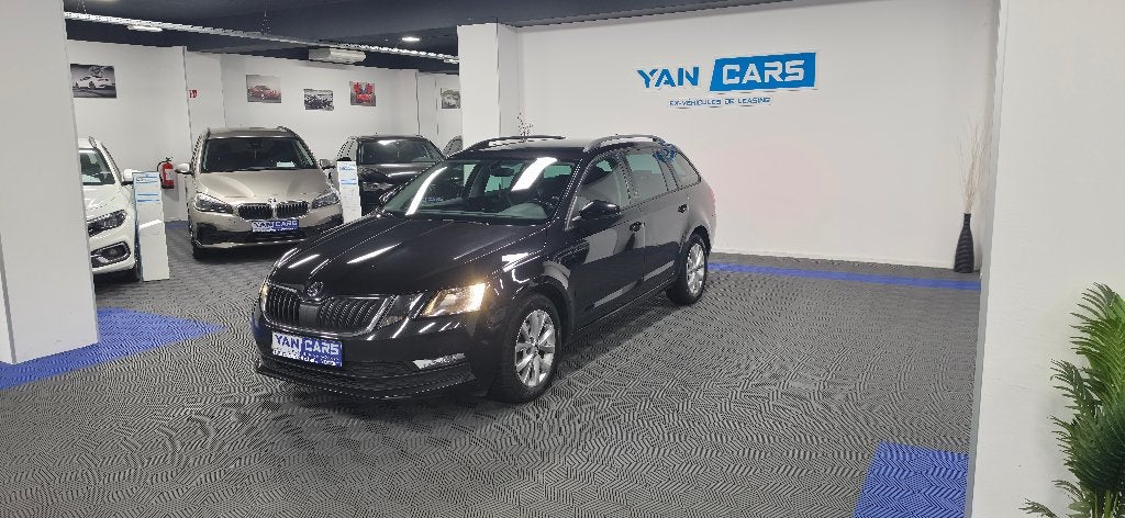 SKODA OCTAVIA BREAK 1.6 TDI Boîte Auto DSG — Distri OK, Autos, Skoda, Essai à domicile, Achat, Euro 6, Entreprise