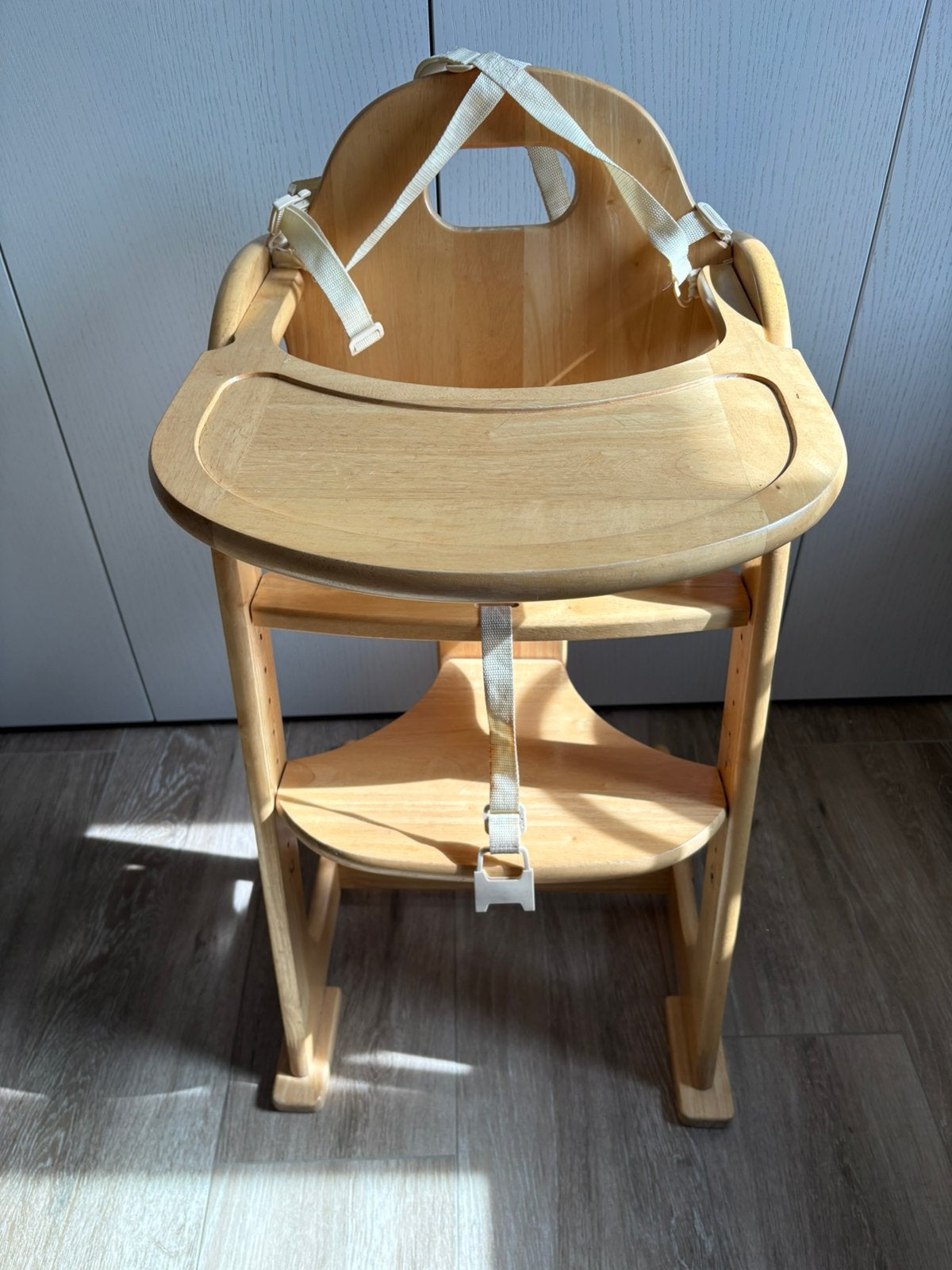 Kinderstoel, Enlèvement, Utilisé