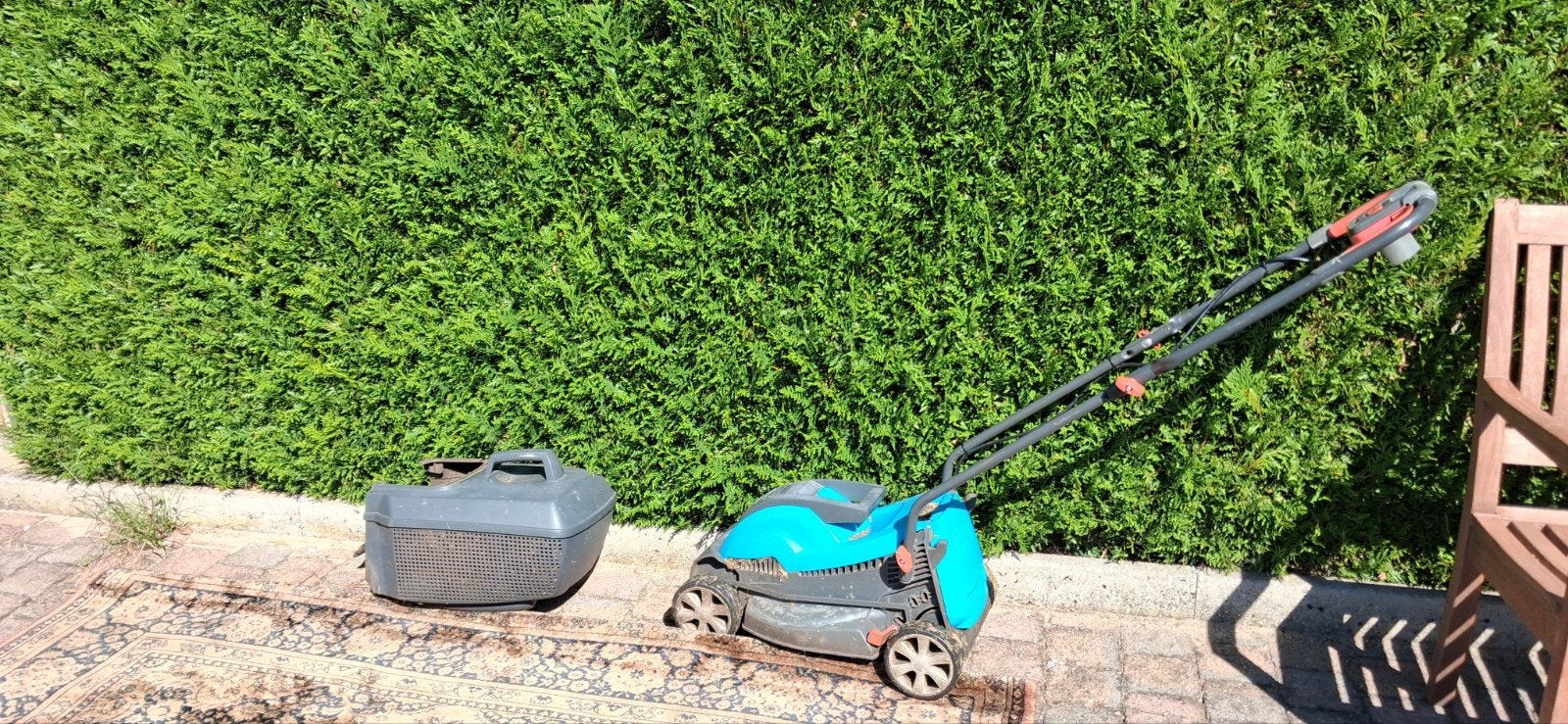 Gardena grasmaaier, Ophalen