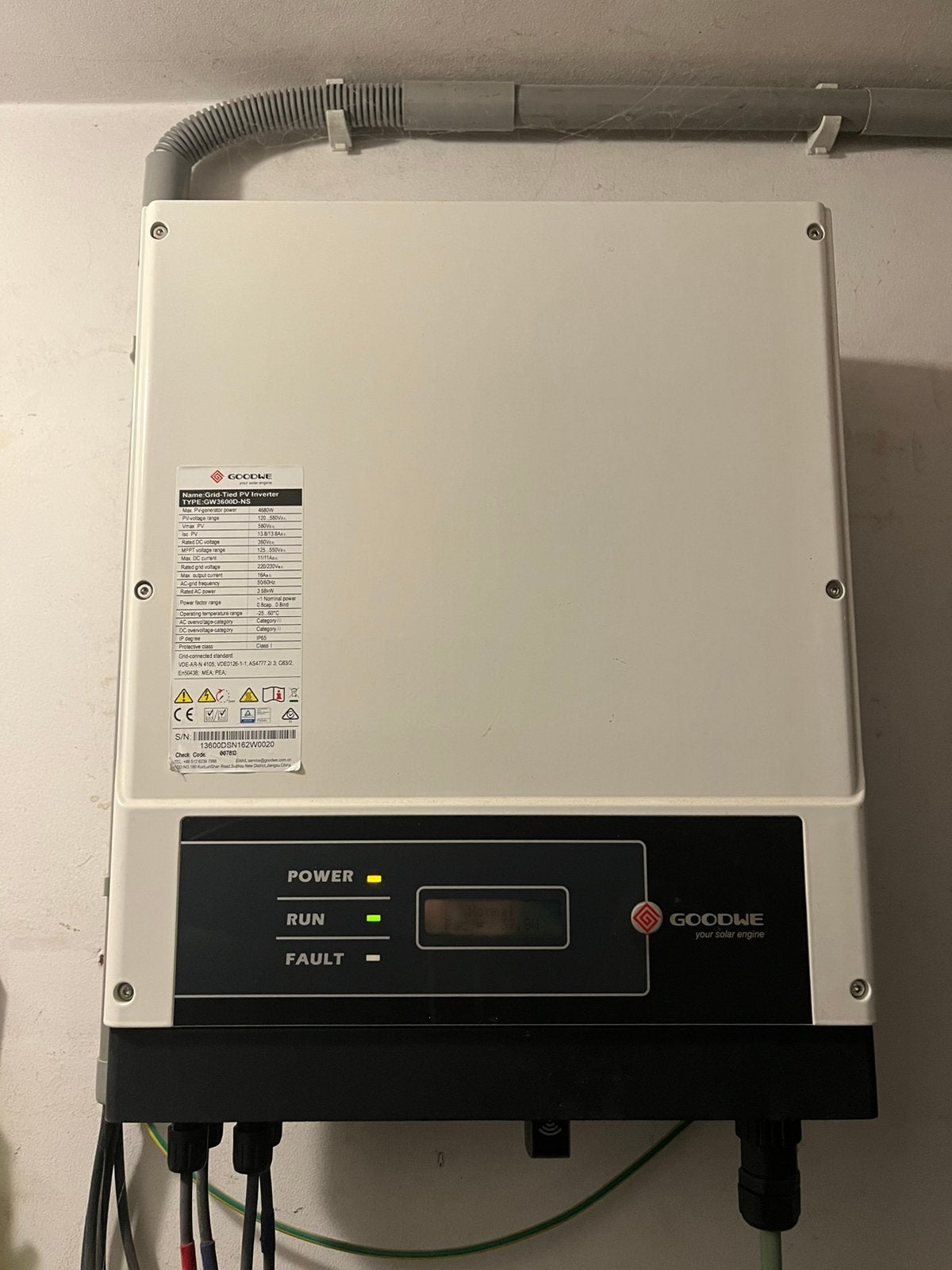 Goodwe omvormer laatste kans, Doe-het-zelf en Bouw, Zonnepanelen en Toebehoren, Ophalen, Zo goed als nieuw