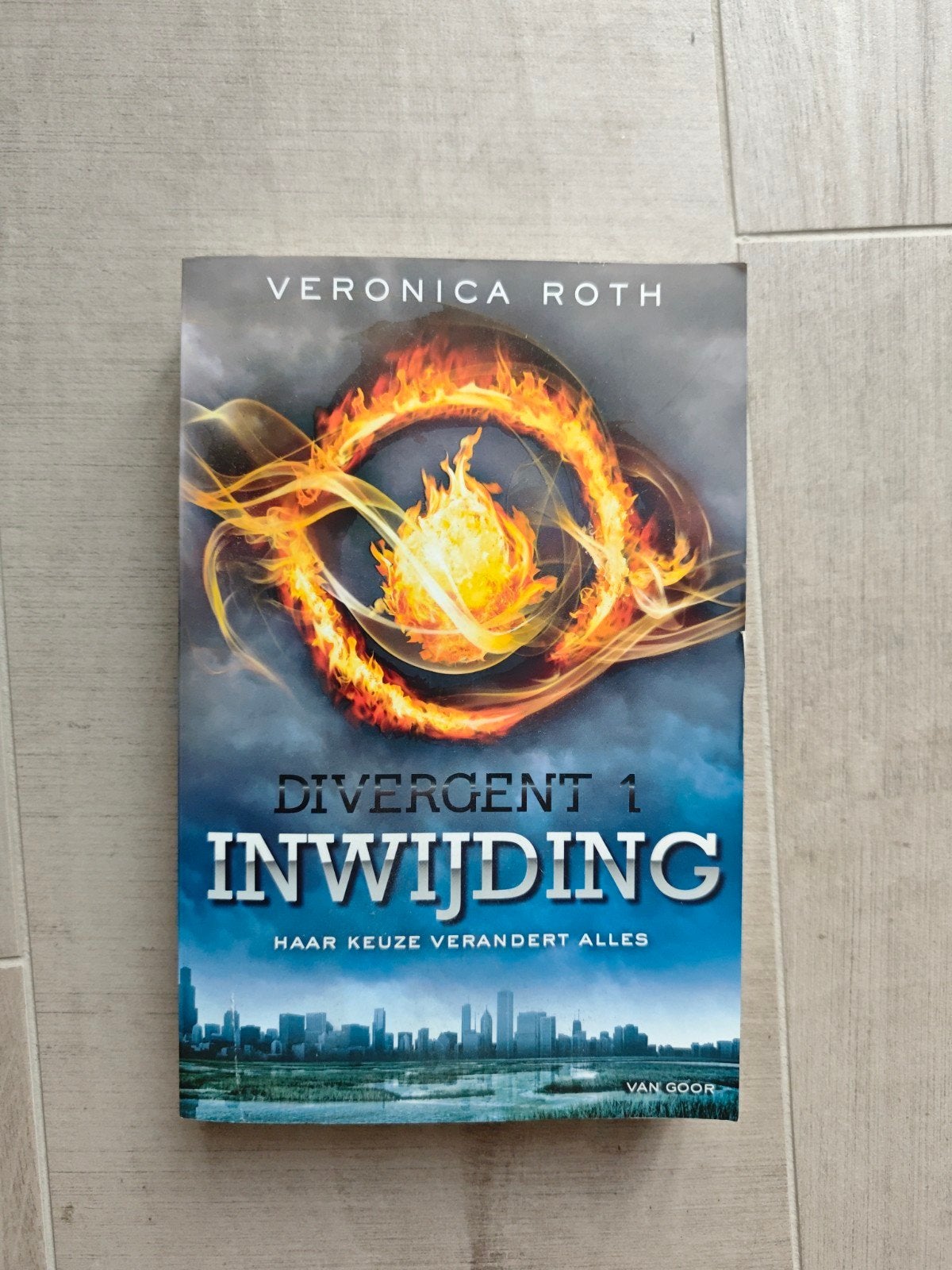 Veronica Roth - Inwijding (Divergent), Boeken, Ophalen of Verzenden, Veronica Roth