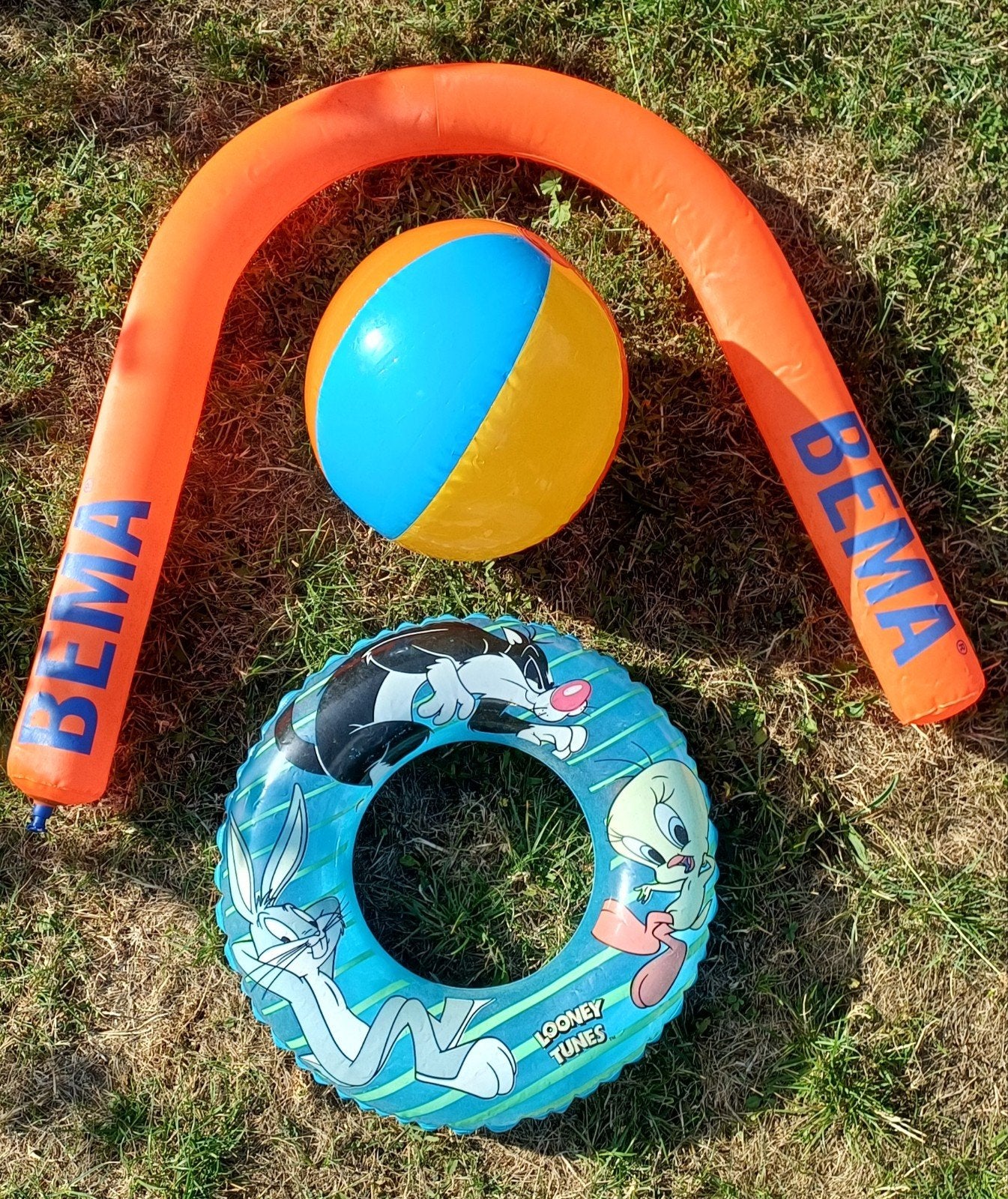 Ensemble bouées dont Looney tunes, Kinderen en Baby's, Speelgoed | Buiten | Opblaasfiguren, Ophalen of Verzenden, Gebruikt