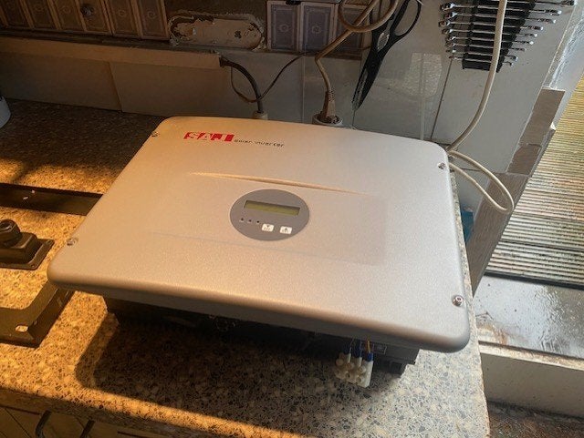 SAJ omvormer zonnepanelen, Ophalen, Gebruikt, Collector, 200 wattpiek of meer