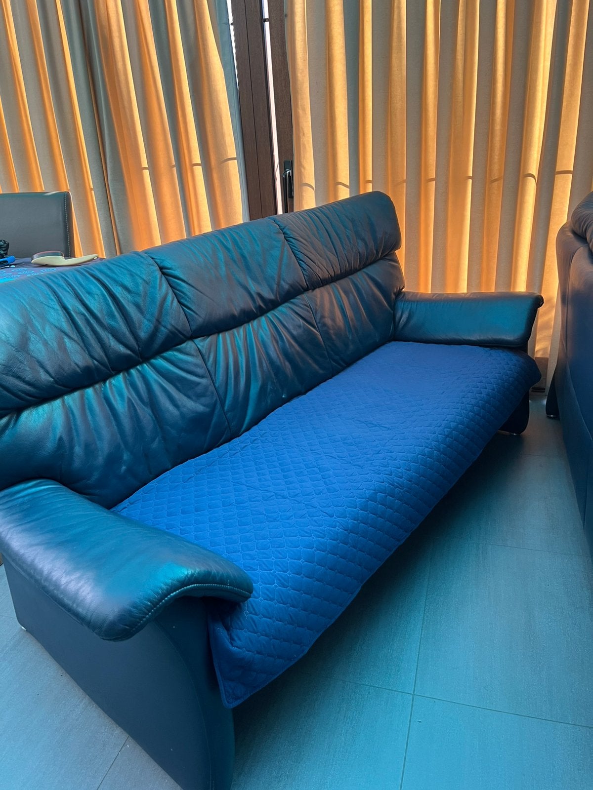 Gratis blauwe lederen zetels, Banc d'angle, 150 à 200 cm, Modern, stylloos, Enlèvement