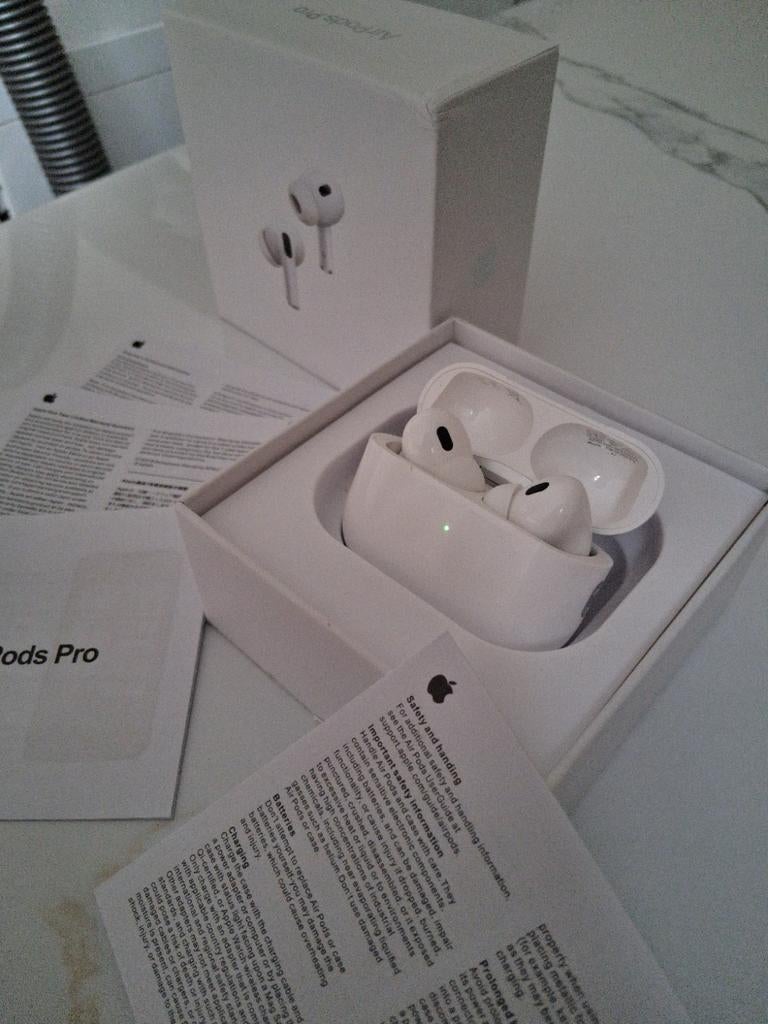 Airpods pro 2, Telecommunicatie, Mobiele telefoons | Oordopjes, Nieuw, Ophalen of Verzenden, Apple, In oorschelp (earbud)
