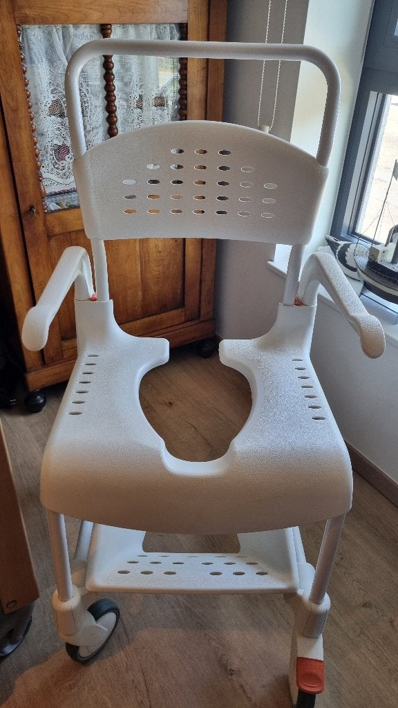 Siège de douche à roulettes ETAC clean, Enlèvement, Comme neuf