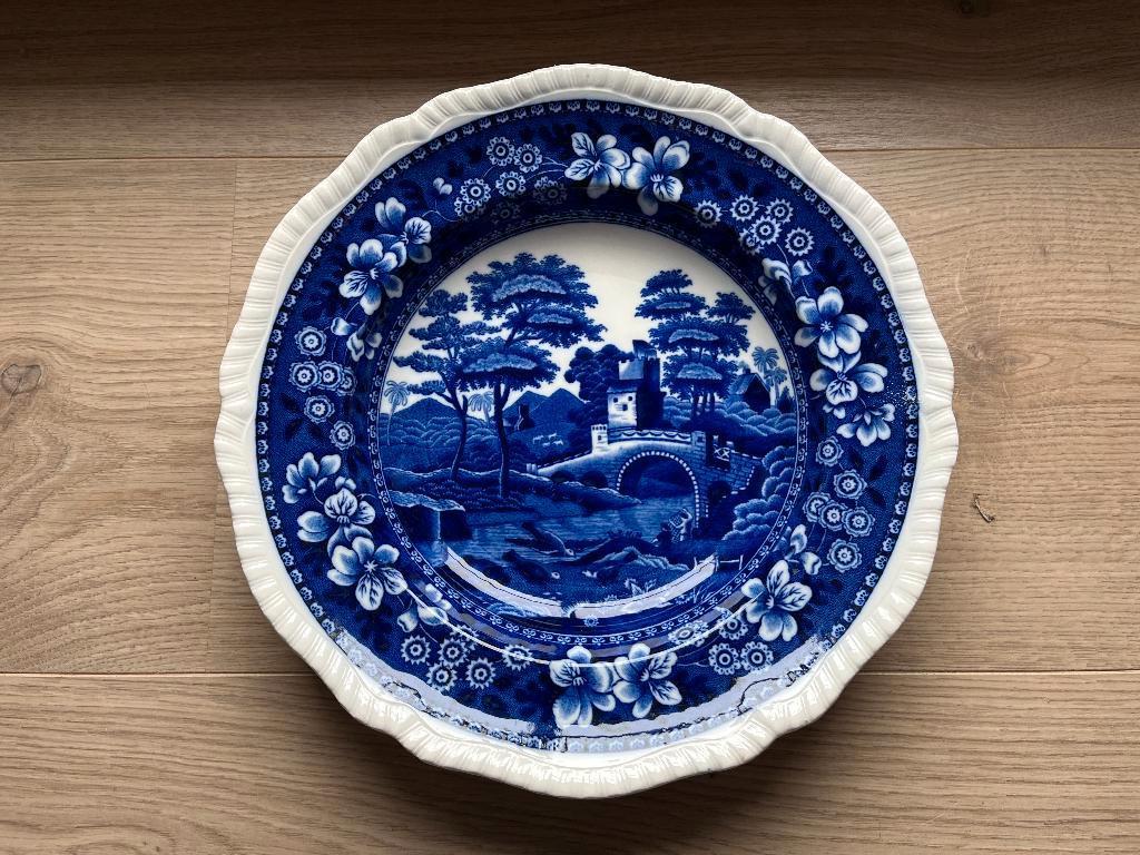 Une assiette creuse Copeland (± 1925) diamètre 26 cm, Enlèvement