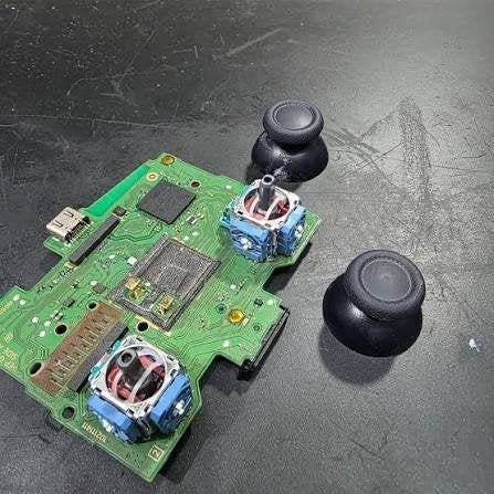 Réparation manette ps5, Consoles de jeu & Jeux vidéo, Enlèvement