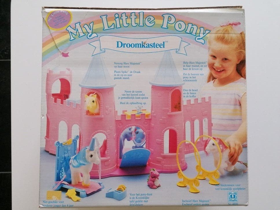 G1 My little pony Droomkasteel, Ophalen