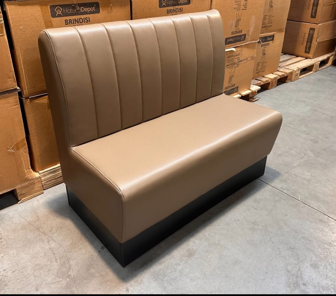 Horeca banken stoelen zoals binnen een buiten, Antiek en Kunst, Ophalen of Verzenden