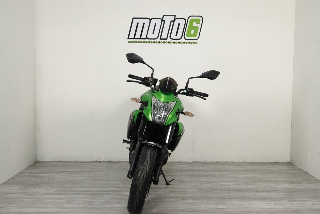 Kawasaki ER-6N, Motoren, 2 cilinders, Occasion, 649 cc, Bedrijf