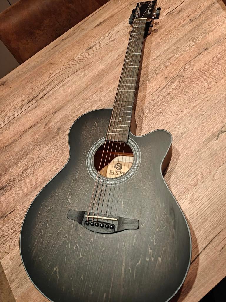 Elektro-akoestische gitaar, Musique & Instruments, Instruments à corde | Guitares | Acoustiques, Enlèvement