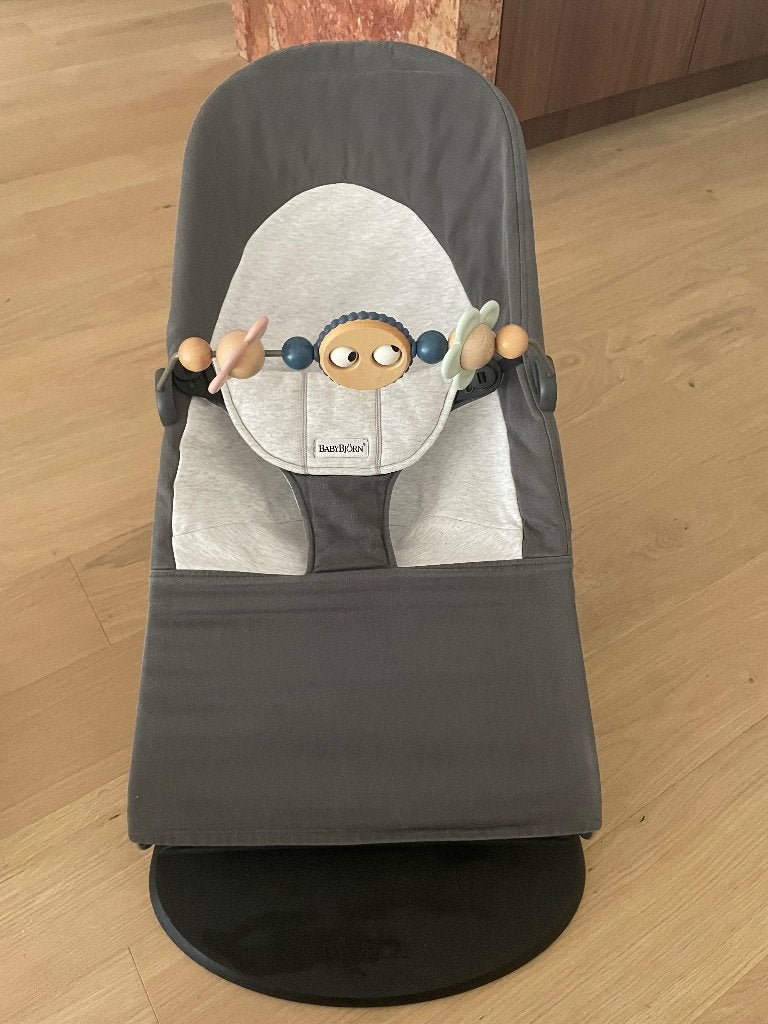 Wipper babybjörn, Gebruikt, Wipstoel, Met gordel(s) of riempje(s), Ophalen