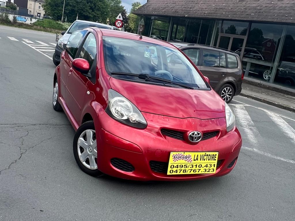 Toyota Aygo 2011 annee 1.0cc boite automatique 0032478767323, Auto's, Toyota, Stof, 50 kW, Bedrijf, 3 cilinders