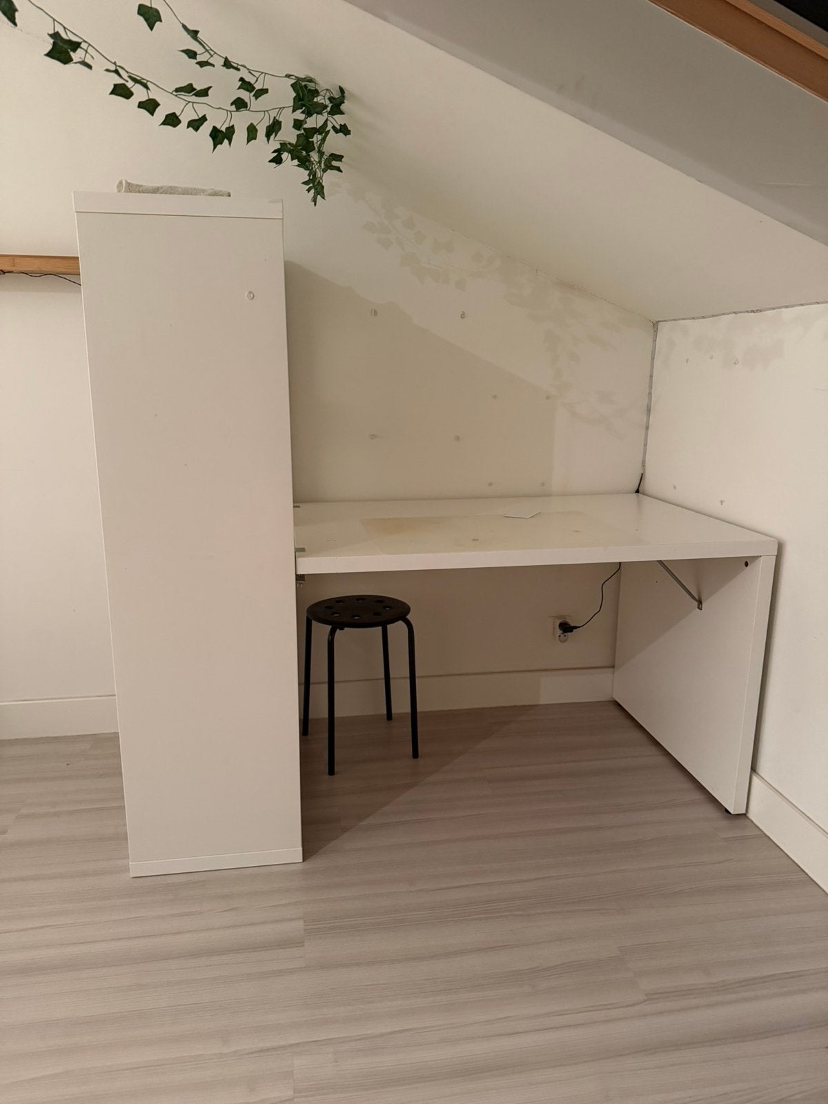 Bureau met opslagruimte, Ophalen, Opbergruimte, Gebruikt, Hout