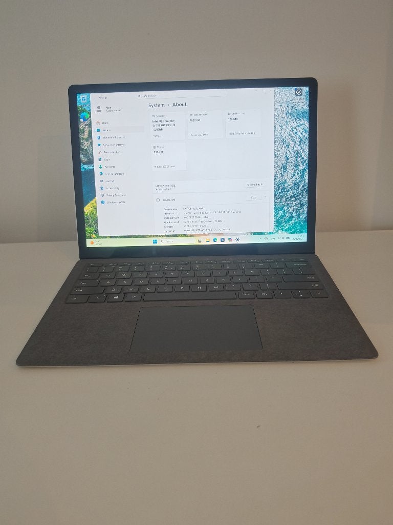 Zakelijke laptop Surface,TOUCHSCREEN, nieuwstaat, Computers en Software, Windows Laptops, Ophalen, Qwerty, 8 GB, SSD